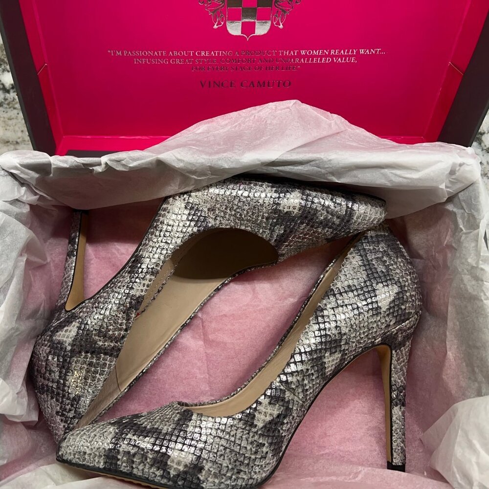 Vince Camuto Silver Snake High Heel Shoes 7.5
